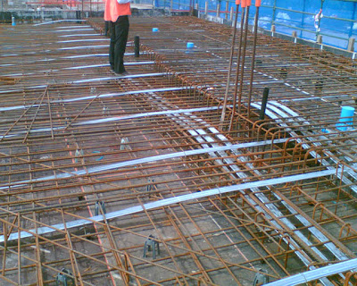 Paneles decorativos para paredes home: Losa de concreto a dos aguas